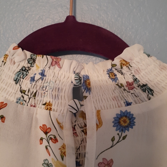 Her Universe Alice in Wonderland Blouse - Picture 4 of 4